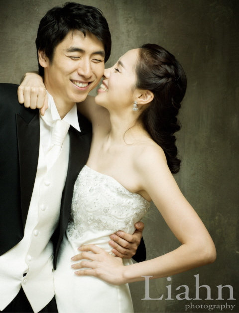 슈퍼모델 이란숙, 농구선수 강대협 8일 결혼...축가는 박상민