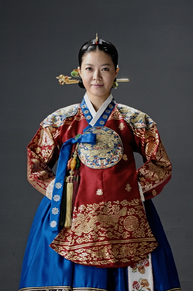 '정순왕후' 김여진, '이산' 악역에서 선행천사로 활동 재개