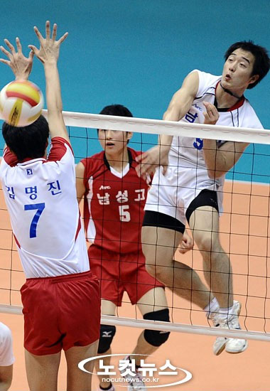 2m 장대숲 뚫고 MVP 오른 '180cm' 김다빈