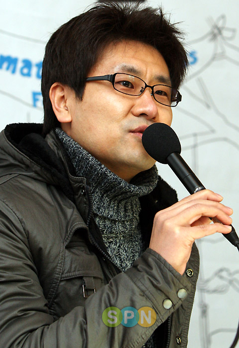 [포토]전계수 감독 '시네마테크 영화제 사랑해 주세요~'