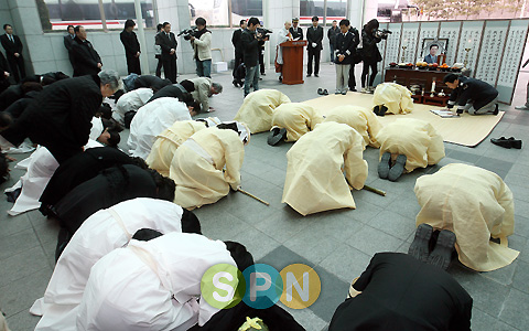 [포토]故 김흥기 발인, '영원한 안식처로...'