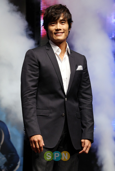 라디오헤드, 이병헌 ''나는 비와 함께 간다'' O.S.T 참여