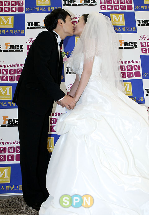 [포토]김정현-김유주 '저희 결혼해요'