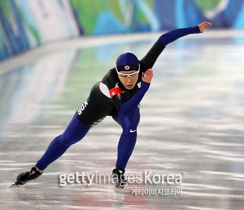 女스피드스케이팅 첫 金' 이상화, 한국 스포츠 역사 다시쓰다