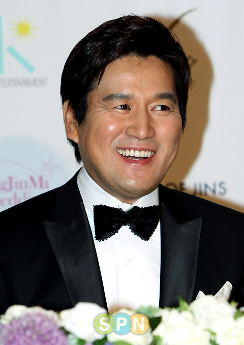 [포토]변우민 ''웃음이 멈추질 않아요~''