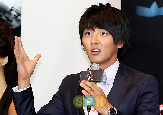 [포토]윤시윤 ''좋은 작품 기대해 주세요''
