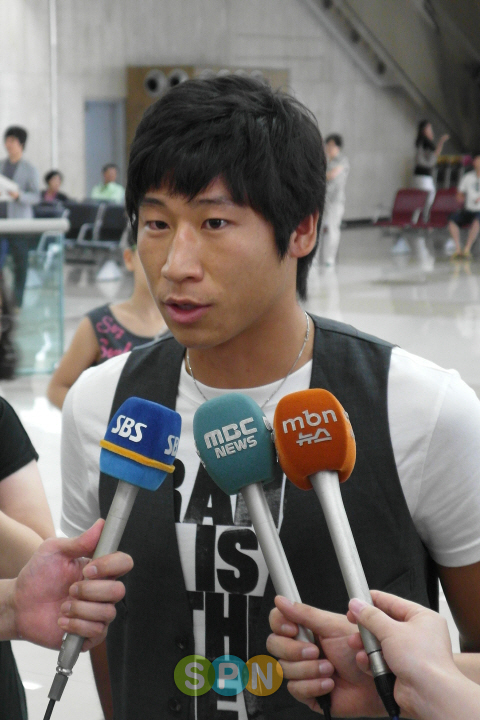 이근호 "새 대표팀에 어울리는 선수될 것"