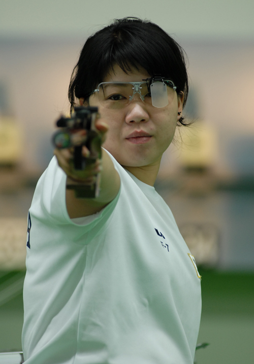(광저우AG)'임신 7개월' 김윤미, 여자 사격 2관왕 등극