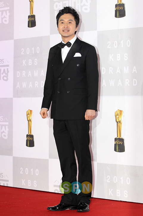 [포토]장현성 `연기대상! 긴장되네요~`
