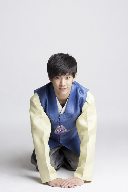 `드림하이` 김수현 "신묘년 새해 복 많이 받으세요"