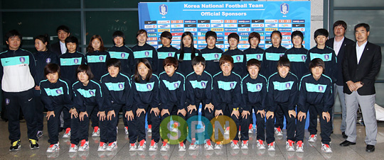 [포토]한국 여자축구대표팀 키프로스컵 마치고 입국