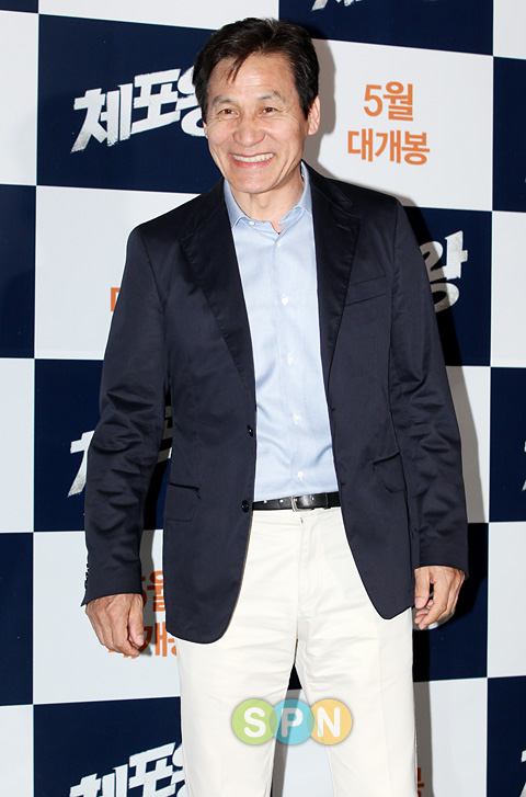 [포토]안성기 `후배들 영화 보러 왔습니다`
