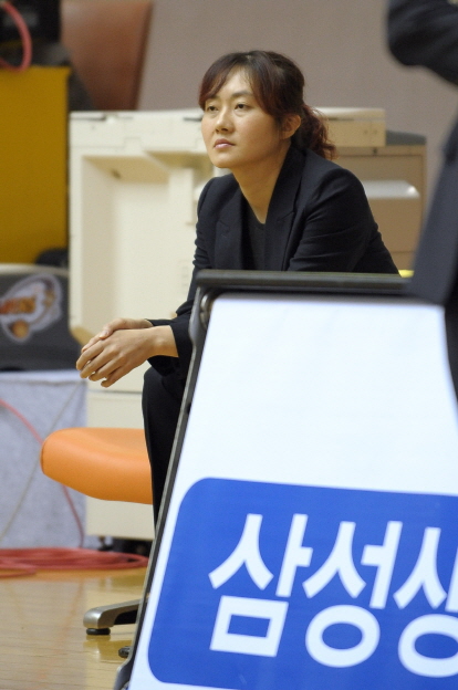조혜진 감독대행 "수비의 승리"