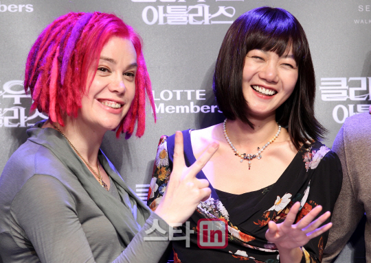 [포토]밝은 미소 짓는 라나 워쇼스키 감독과 배두나