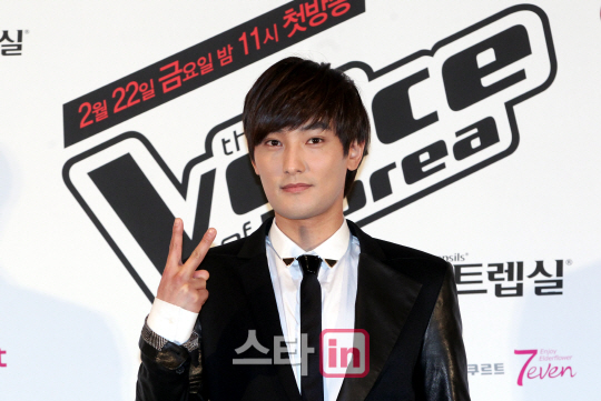 [포토]강타 ''승리의 브이''