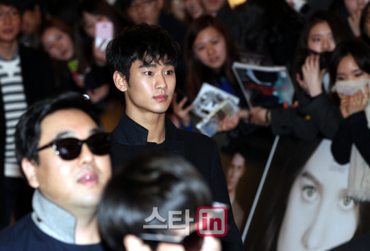 [포토]김수현 ''나홀로 화보''