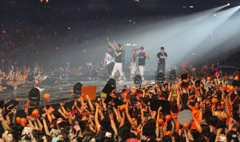 신화, 홍콩 달궜다..2013 亞투어 신호탄