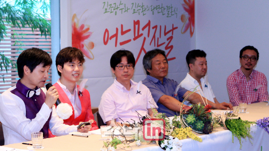 [포토]편지 낭독하는 김조광수