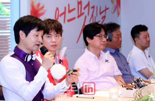 [포토]편지 낭독하는 김조광수