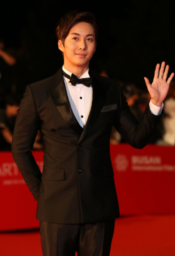 '배우는 배우다' 이준 김형준, "가수 활동 연기 도움 커"