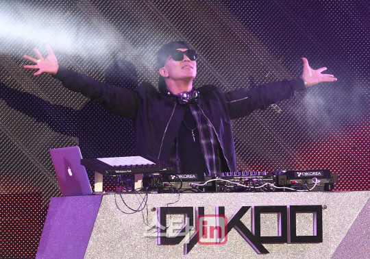[포토]DJ KOO '아송페를 시작합니다'