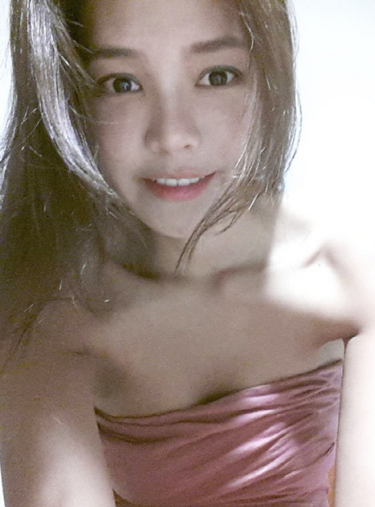‘김민준 여친’ 안현모, 핑크 드레스 ‘환상 몸매 과시’