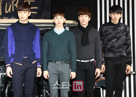 [포토]2AM '연습실 공개, 긴장되네요'