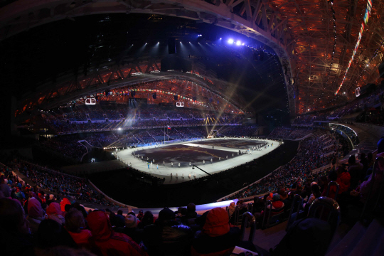  '눈과 얼음 축제' 소치올림픽, 화려한 개회식과 함께 개막