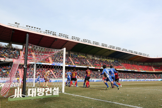 주말 개막한 K리그, 최근 3년간 최다 평균관중 기록