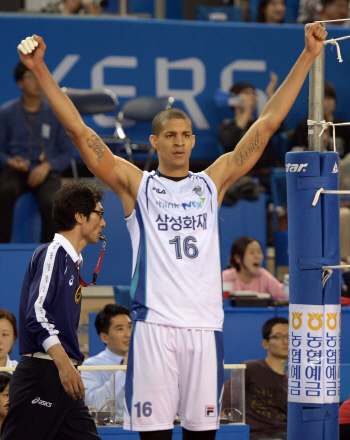 작년도, 올해도 프로배구는 '레오 천하'