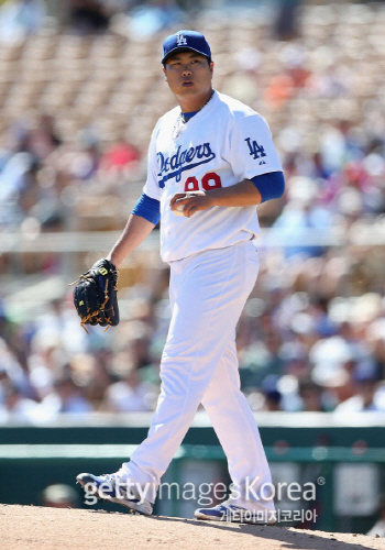 "류현진 어깨 작년부터 이상설" -MLB.com 경고