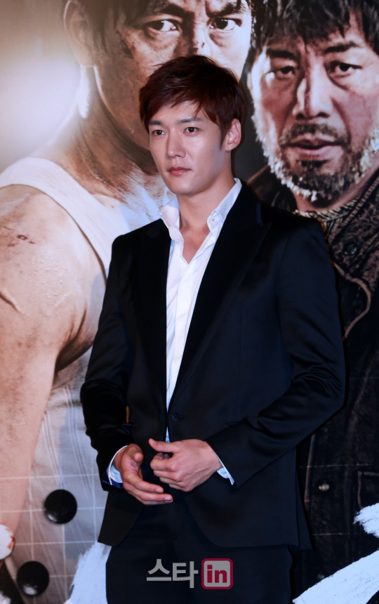 [포토]최진혁 '샤프한 눈매'