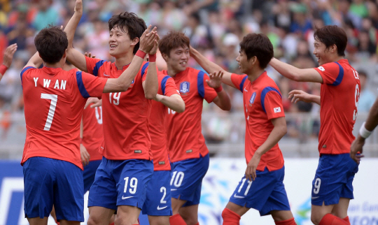 '장현수 결승 PK골' 한국 U-23, 쿠웨이트에 2-1 승리