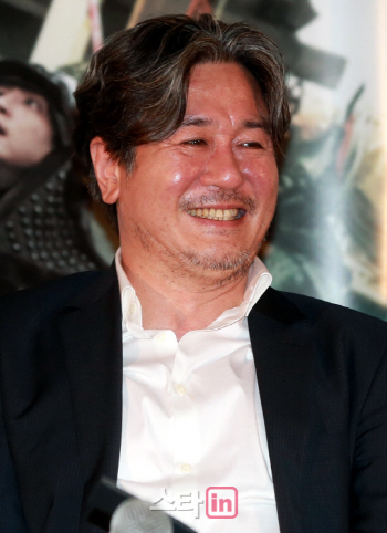 '명량' 최민식 "이순신 장군 연기, 중압감 컸다"