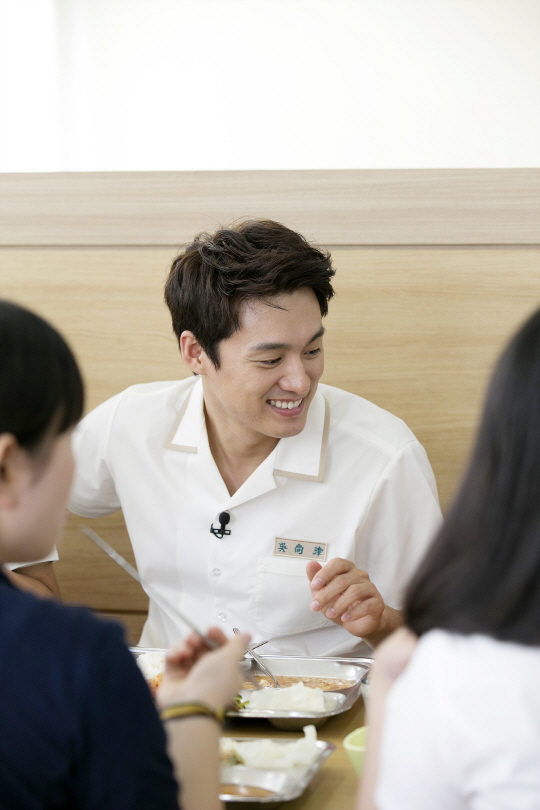 `학교 다녀오겠습니다` 오상진, 영어 듣기평가 만점..`엄친아` 인증