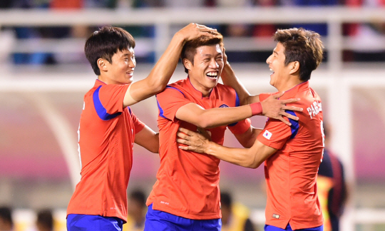 '김승대 결승골' 이광종호, 사우디 1-0 제압...16강행 확정