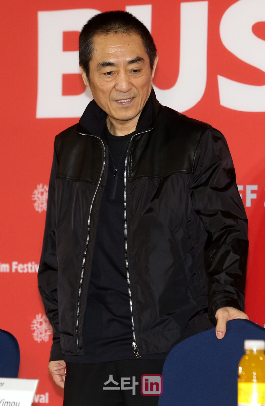 [포토]기자회견 참석하는 장예모 감독