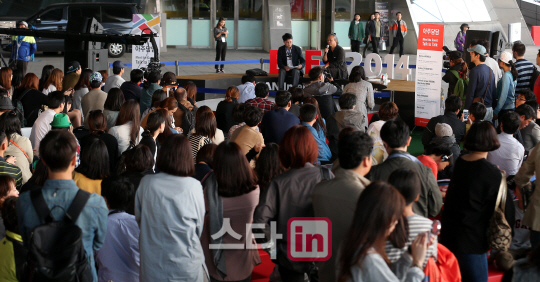 [포토]김기덕 감독의 인기