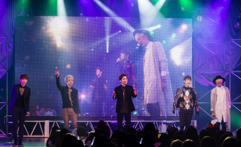 백퍼센트, 日단독콘서트 성황리 개최..'달콤+열정 무대 홀릭'