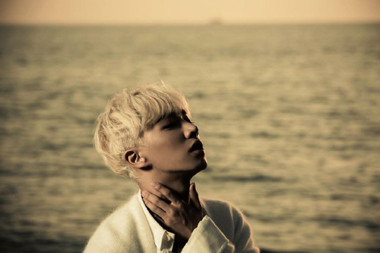 [포토] 비스트, '타임' 재킷.. 이기광 '남성미 물씬'