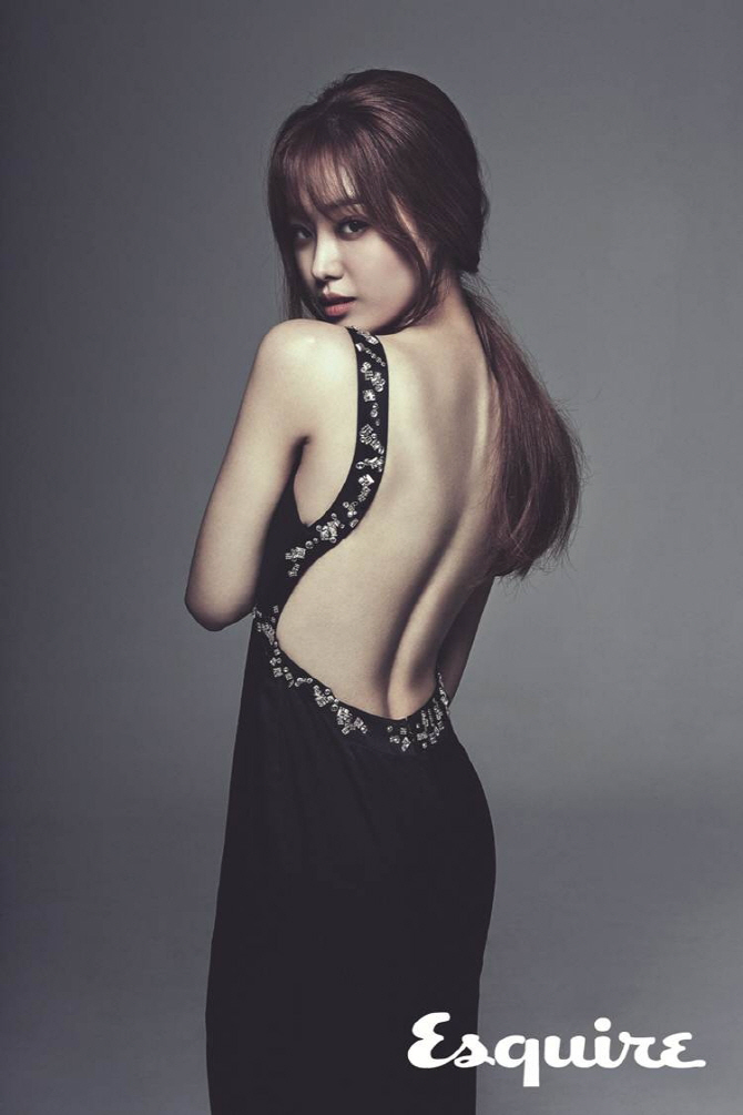 [포토] 송지은, 명품 뒤태 공개 '소녀에서 여인으로'