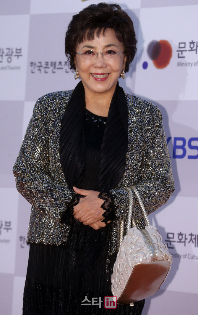 [포토]대중문화예술상 시상식 참석한 사미자