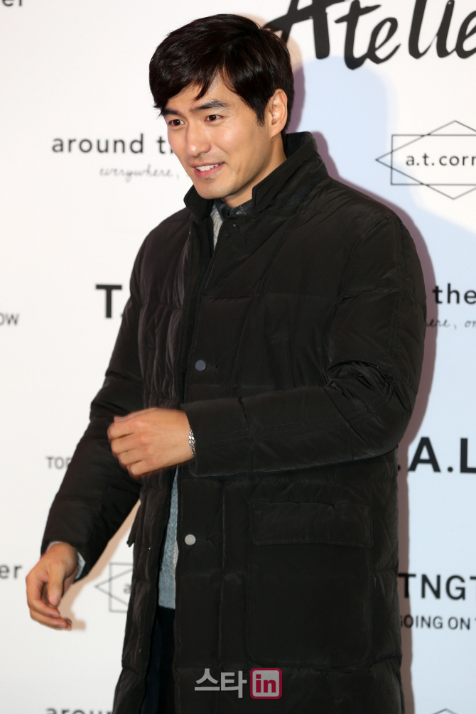 [포토]이진욱, '겨울남자'