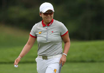 "새판 짜여졌다"..日 'KLPGA 상금왕 2라운드', 美 '특급 루키 전쟁'