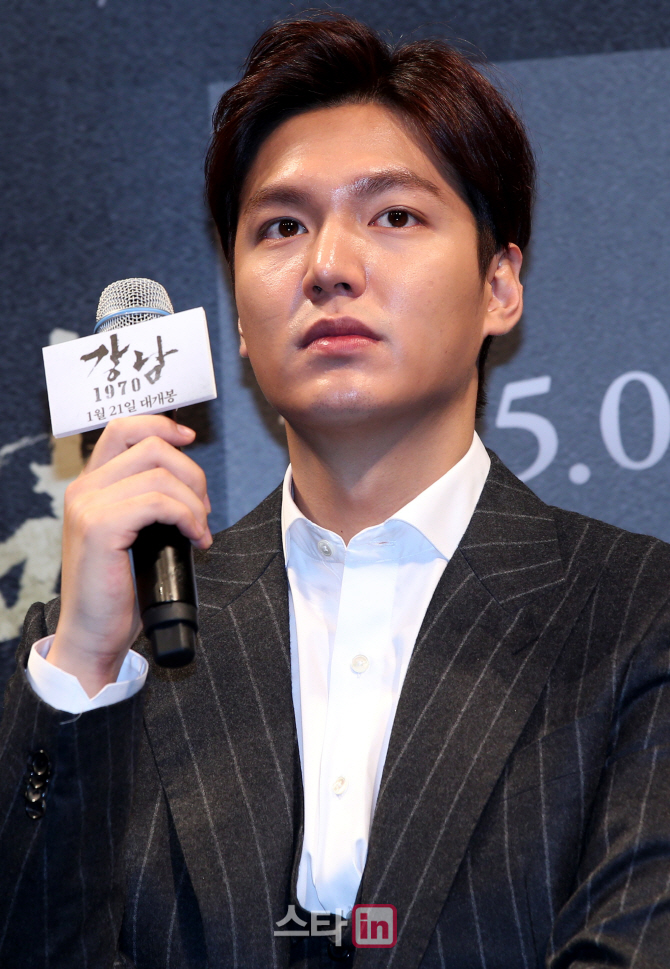 [포토]이민호 '질문은 잘 들어야'