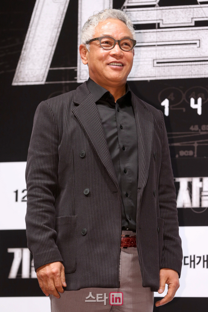 [포토]김영철 '중년의 멋'