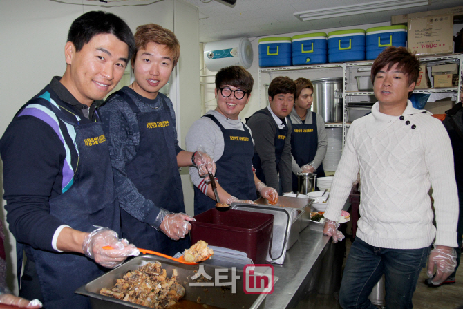 "필드서 받은 사랑 선행으로 보답"..'기부천사'로 변신한 스타골퍼들