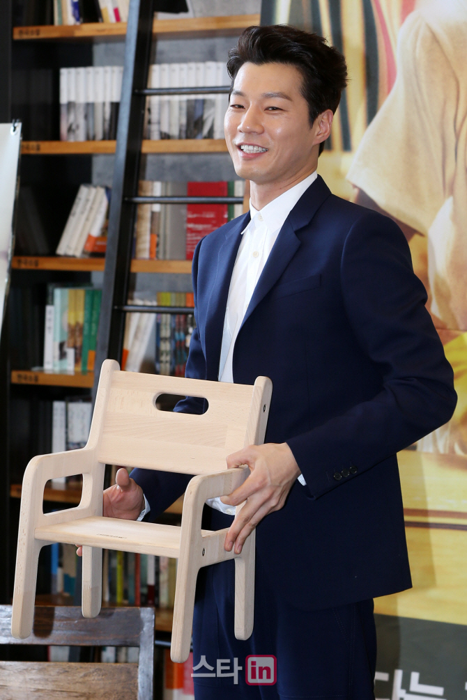 [포토]이천희, '행복한 미소'