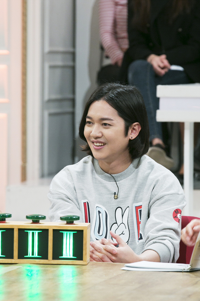 강균성 “‘마녀사냥’에서 한 달 버틸 에너지 얻고 간다”