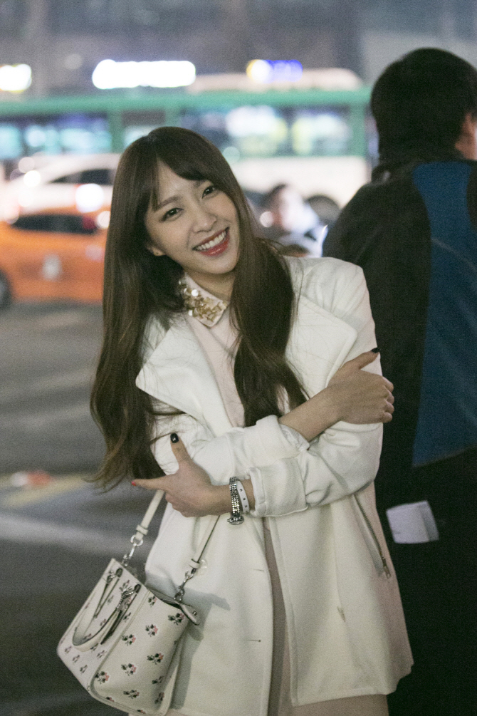 '나홀로 연애중' EXID 하니 특급 애교에 '전원 녹다운'